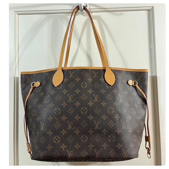 Louis Vuitton Neverfull Monogram MM